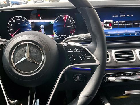 Certified 2026 Mercedes-Benz GLE 450e 4MATIC image 25