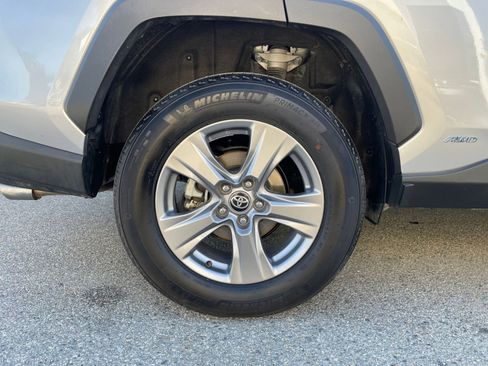 Used 2025 Toyota RAV4 LE image 30