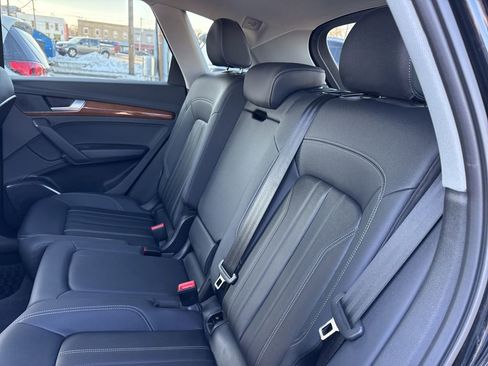Used 2024 Audi Q5 2.0T Premium image 26