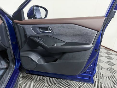 Certified 2023 Nissan Rogue SV FWD image 45