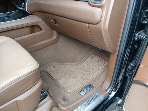 Used 2022 RAM 2500 Limited image 32