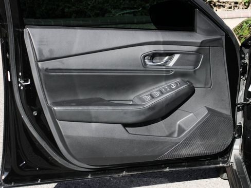 Used 2023 Honda Accord Sport image 15