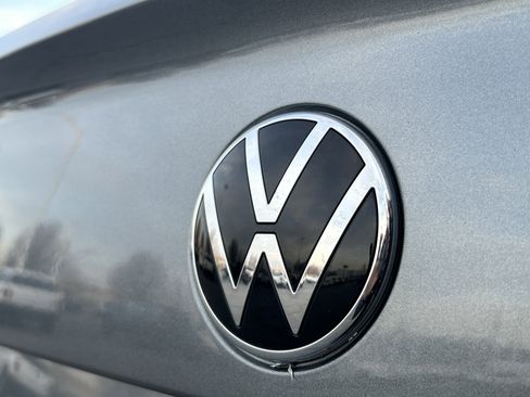 Used 2023 Volkswagen Jetta S image 30