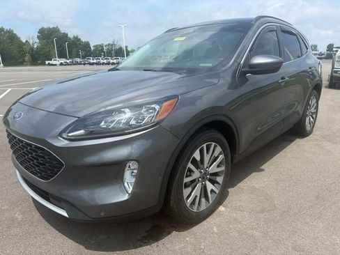 Used 2021 Ford Escape Titanium AWD/4WD image 2