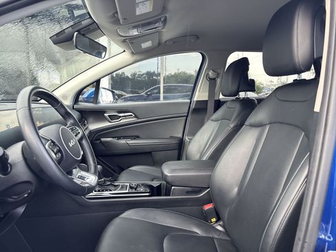 Used 2023 Kia Sportage EX FWD image 13