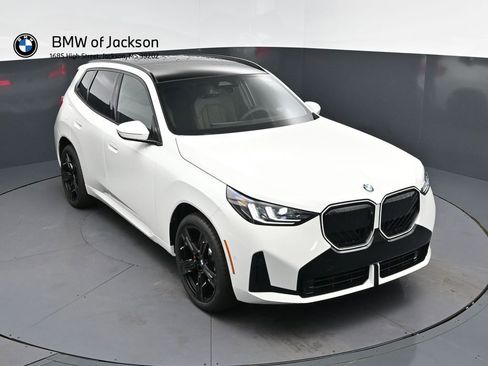 New 2026 BMW X3 xDrive30i w/ Premium Package AWD/4WD image 1