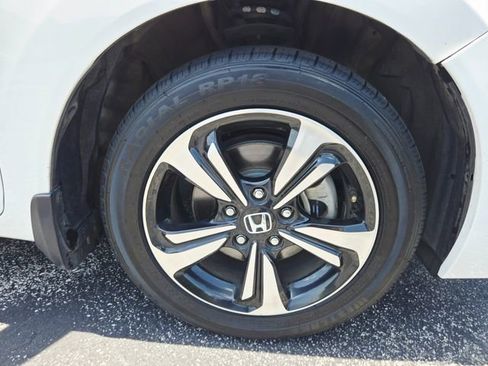 Used 2015 Honda Civic EX image 31