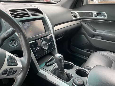 Used 2014 Ford Explorer Sport w/ Equipment Group 401A AWD/4WD image 19