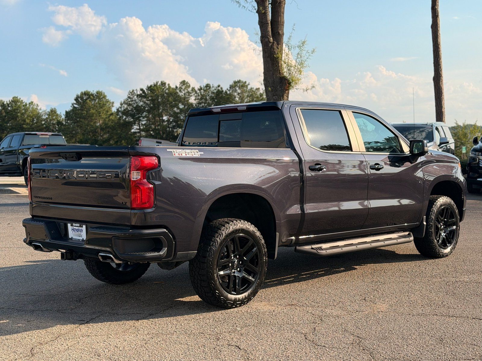 Used 2023 Chevrolet Silverado 1500 LT Trail Boss w/ LT Trail Boss Premium Package AWD/4WD image 12
