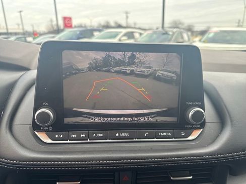 Certified 2023 Nissan Rogue SV image 20