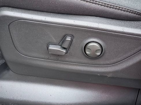 New 2026 RAM 1500 Big Horn AWD/4WD image 15
