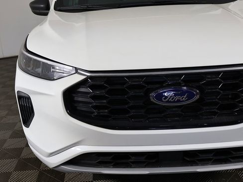 Used 2024 Ford Escape ST-Line w/ Tech Pack #1 AWD/4WD image 13