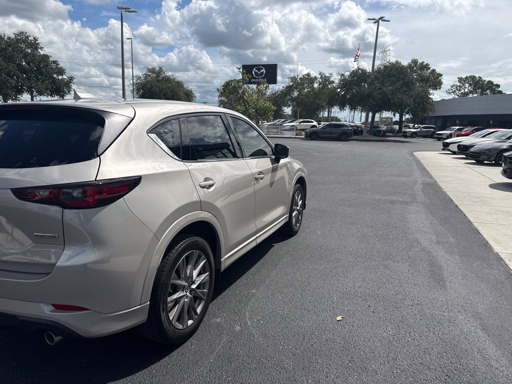 Used 2024 MAZDA CX-5 AWD 2.5 S w/ Premium Package image 4