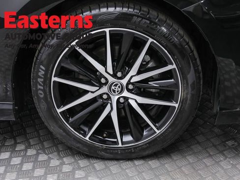 Used 2023 Toyota Camry SE image 30