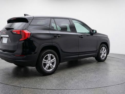 Used 2024 GMC Terrain SLE FWD image 9