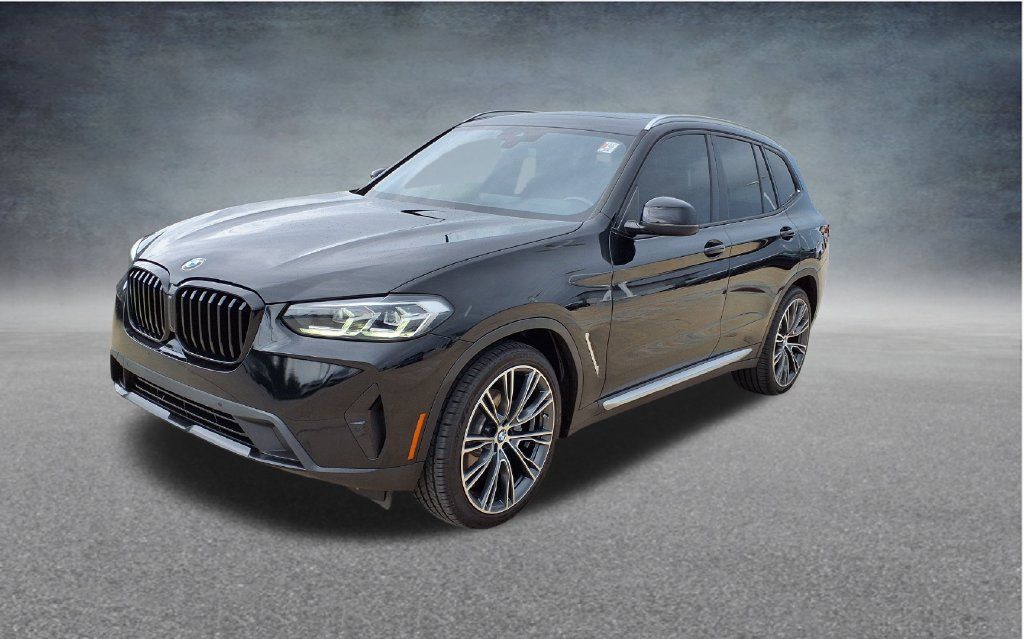 Used 2023 BMW X3 sDrive30i w/ Premium Package RWD image 3