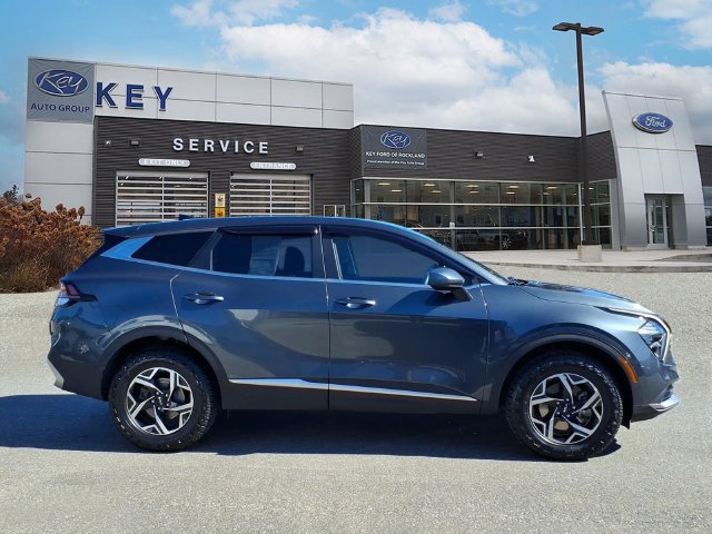 Used 2023 Kia Sportage LX AWD/4WD image 4