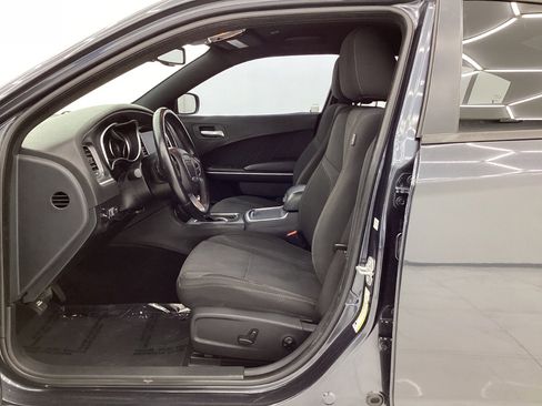 Used 2018 Dodge Charger SXT Plus image 14