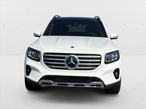 New 2026 Mercedes-Benz GLB 250 image 2