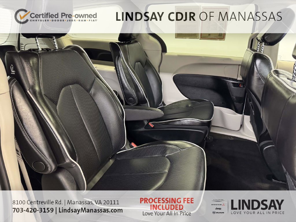Used 2023 Chrysler Pacifica Limited FWD image 16