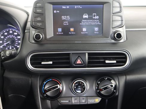 Used 2018 Hyundai Kona SE AWD/4WD image 21
