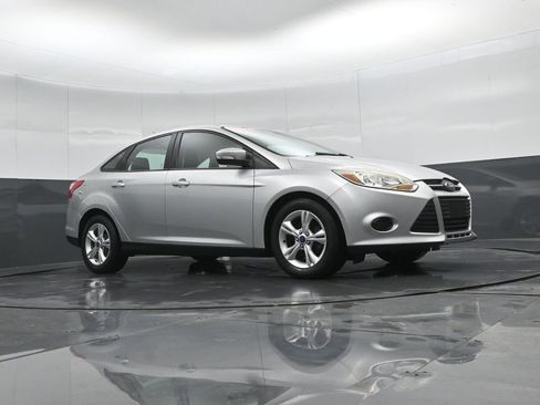 Used 2013 Ford Focus SE FWD image 34