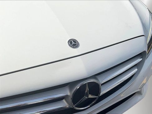 Used 2019 Mercedes-Benz C 300 Sedan image 33