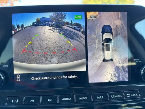 Used 2022 Nissan Pathfinder Platinum w/ Cargo Package image 20