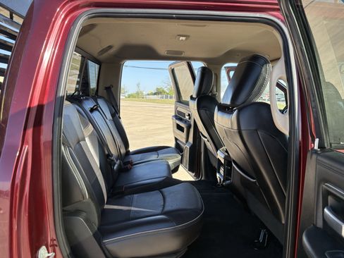 Used 2019 RAM 2500 Laramie image 12