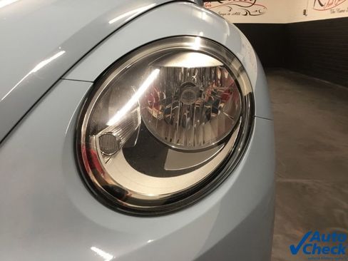 Used 2012 Volkswagen Beetle 2.5 FWD image 15