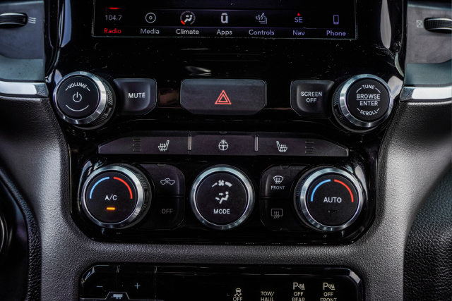 Used 2019 RAM 1500 Big Horn AWD/4WD image 18