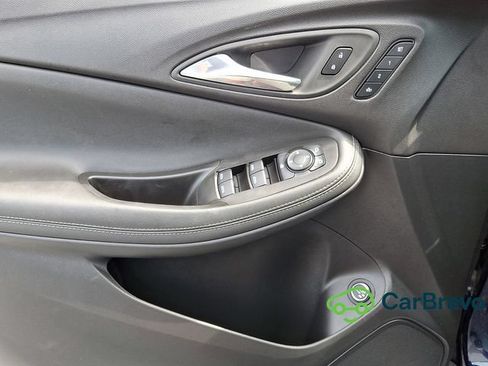 Certified 2023 Buick Encore GX Essence w/ Experience Buick Package FWD image 12