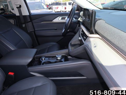 Used 2026 Ford Explorer Active w/ Active Comfort Package AWD/4WD image 23