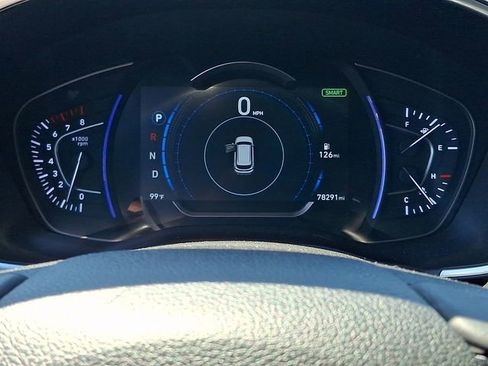 Used 2019 Hyundai Santa Fe Limited AWD/4WD image 14