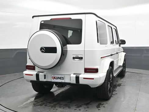 Used 2021 Mercedes-Benz G 550 image 3