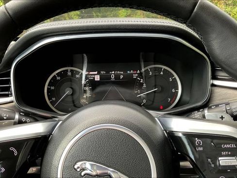 Used 2023 Jaguar F-PACE S AWD/4WD image 15