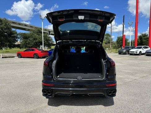 Used 2017 Porsche Cayenne GTS AWD/4WD image 57