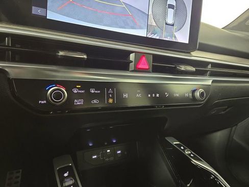 Certified 2025 Kia Sorento SX Prestige image 20