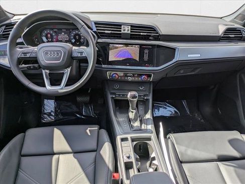 New 2025 Audi Q3 2.0T Premium image 16