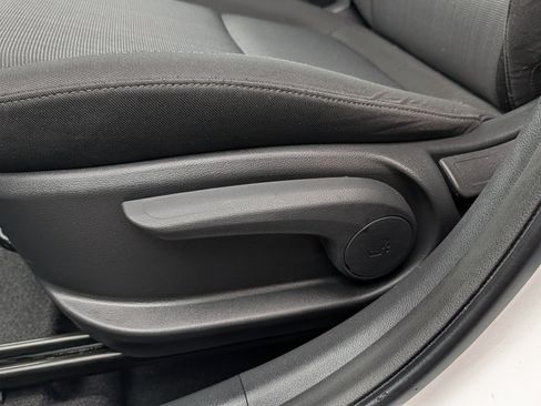 Certified 2022 Hyundai Kona SEL FWD image 20