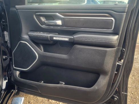 Used 2022 RAM 1500 Laramie AWD/4WD image 28