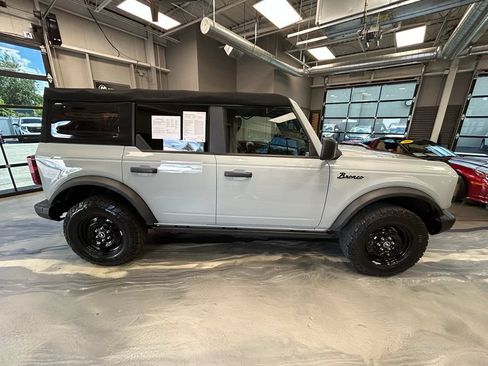 Used 2022 Ford Bronco Black Diamond AWD/4WD image 30