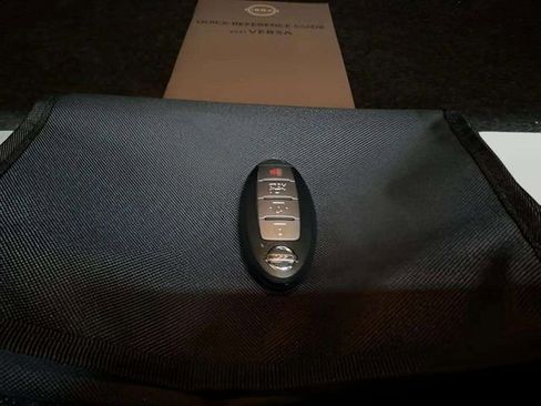 Used 2021 Nissan Versa S image 17