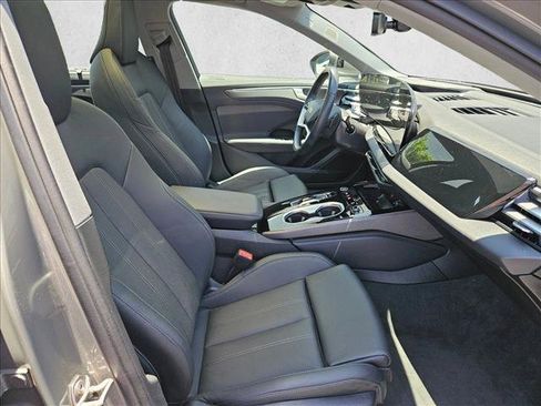 Used 2026 Audi A6 Premium Plus w/ Premium Plus Package AWD/4WD image 25