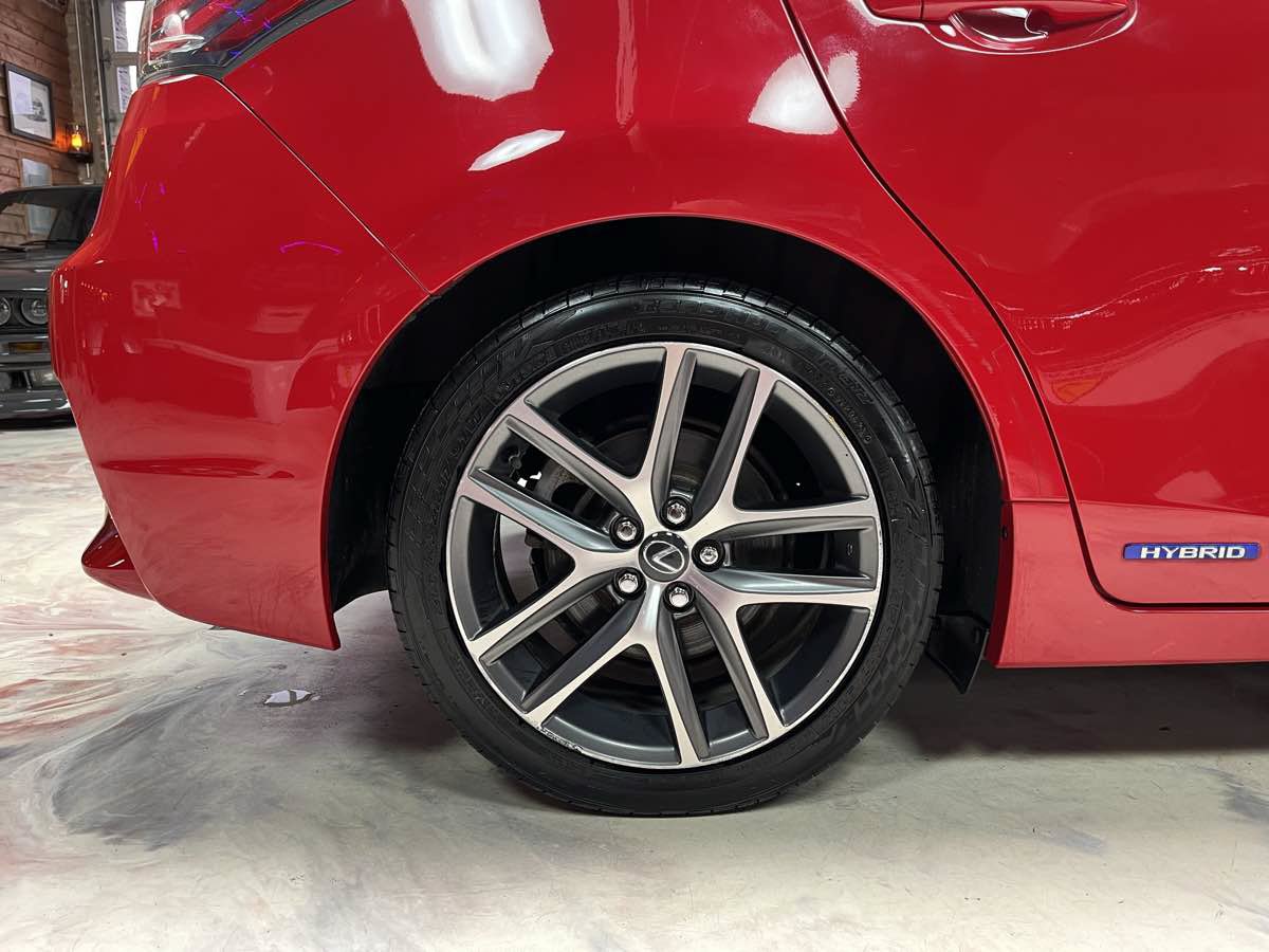 Used 2017 Lexus CT 200h FWD image 30