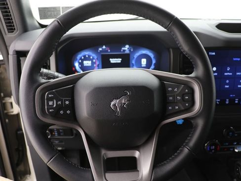 Used 2025 Ford Bronco Big Bend image 16