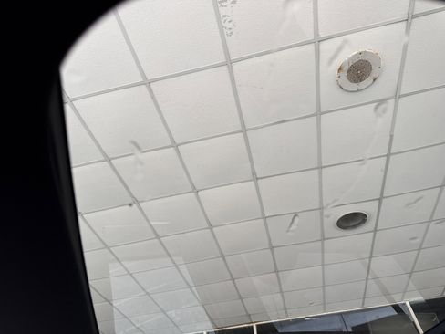 Used 2024 Jeep Grand Cherokee Overland w/ Trailer Tow Package image 27