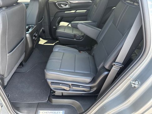 Used 2024 Chevrolet Tahoe RST w/ Luxury Package AWD/4WD image 11