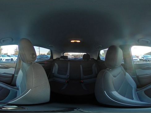 Used 2025 Chevrolet TrailBlazer LT image 40