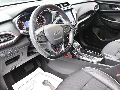 Used 2023 Chevrolet TrailBlazer RS w/ Sun and Liftgate Package image 14